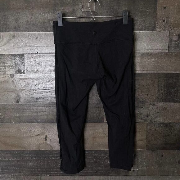 Lululemon Leggings Crop 6 - Picture 2 of 4